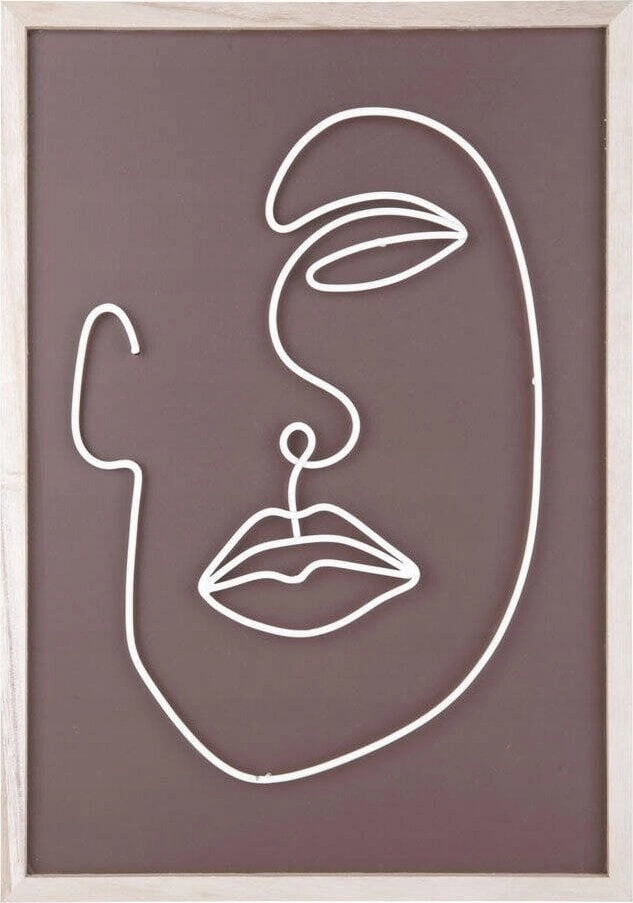 Wall decoration with a metal face