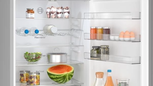 Bosch KGN497ICT Serie 4 fridge-freezer brushed