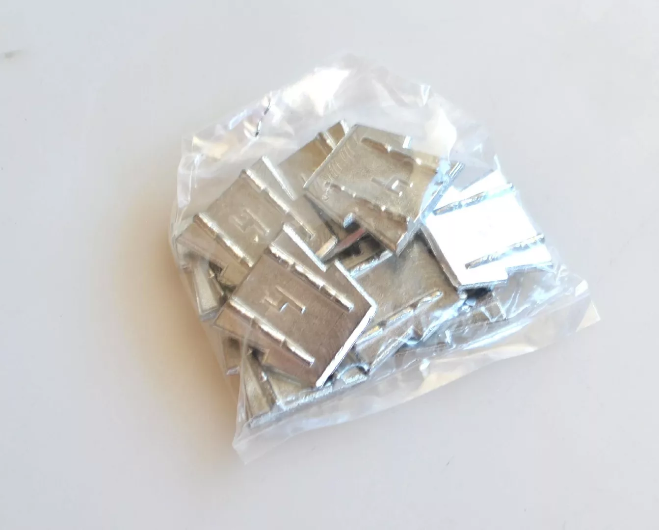 Pansy METAL WEDGE FOR AX NO