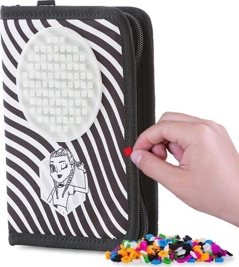 School pencil case with zipper Glowing