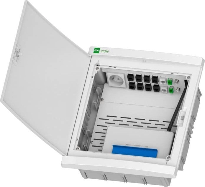 ELEGANT PLASTIC SWITCHGEAR PT 24M MULTIMEDIA
