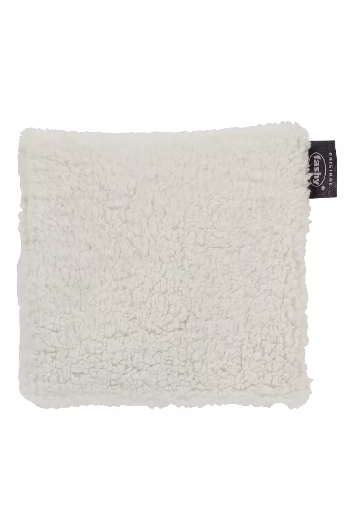 Hot water bottle with filling of