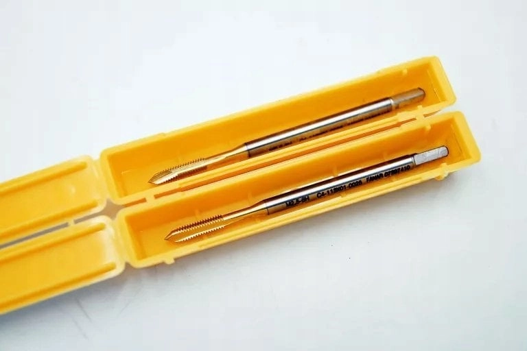 Fanar THREAD M 2.5 DIN-371B