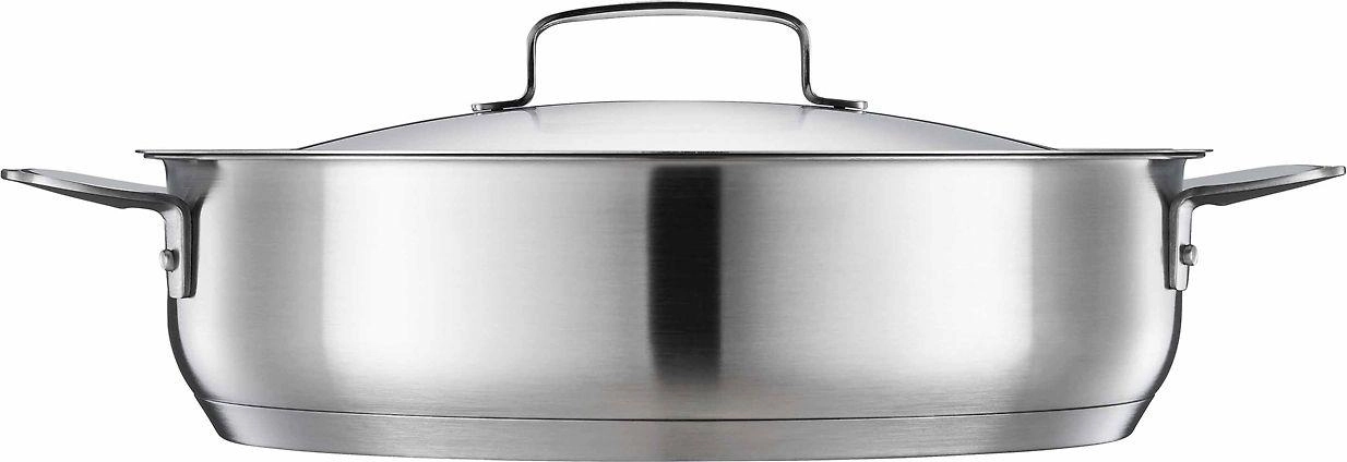 Fiskars All Steel casserole dish with
