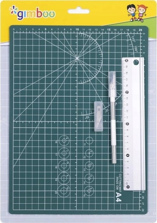 A4 cutting mat + 20 cm