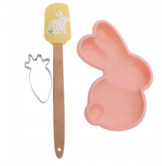 A set of baking accessories with