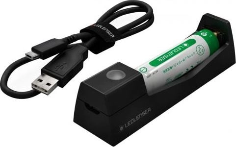 Charger and battery pack for Ledlenser