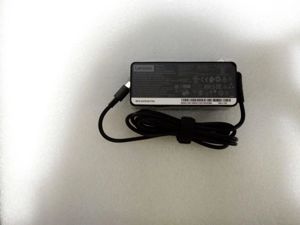 Lenovo 65 W laptop power supply