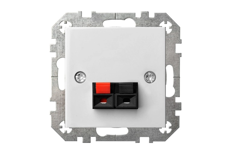 SPEAKER CONNECTION OUTLET ĮGL-001-01 IGL-2-01E/B