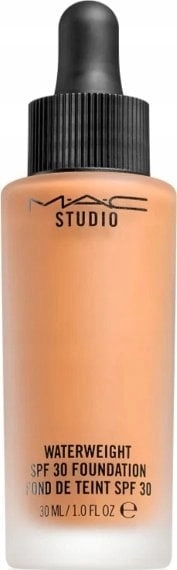 MAC MAC Studio Waterweight Vitamin E