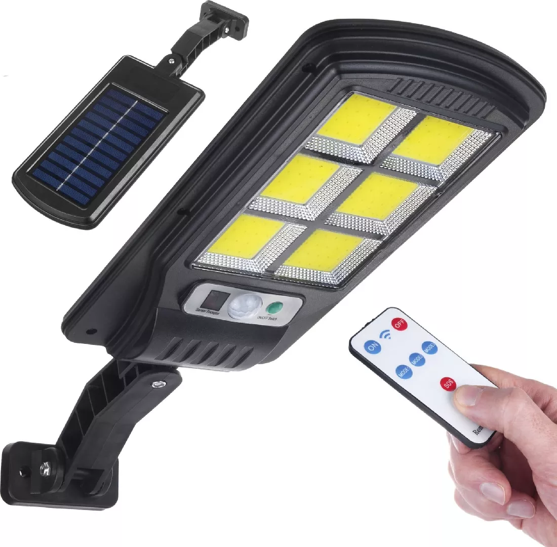 Maclean MCE446 LED solar street lamp
