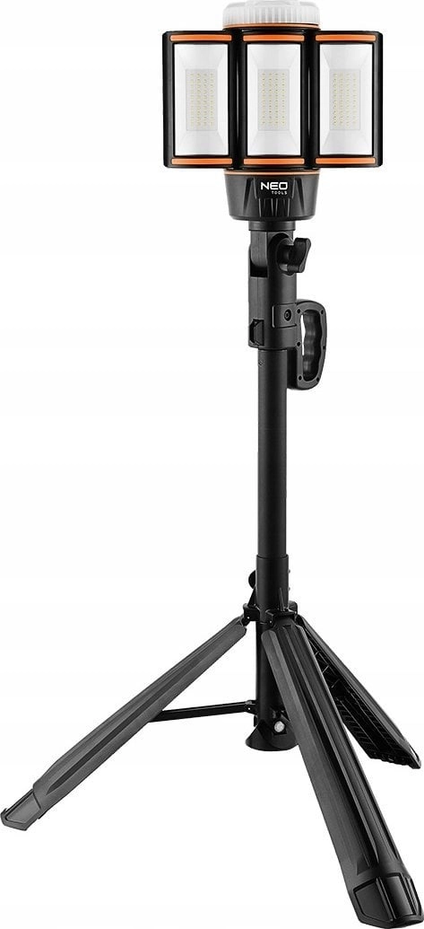 Battery lamp on stand 5000lm +