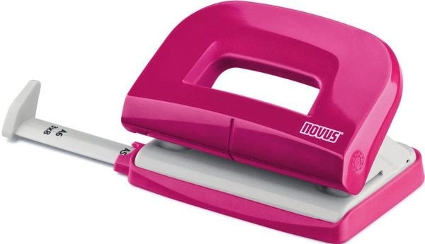 E210 pink hole punch 025-0600 NO