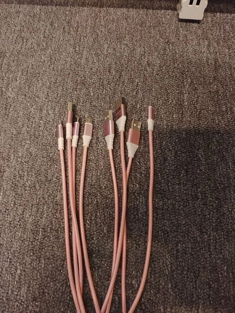 Omega USB-A - microUSB cable 1