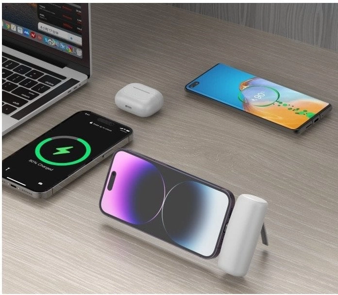 Powerbank P5 PLUG-IN (5 000mAh 10W)