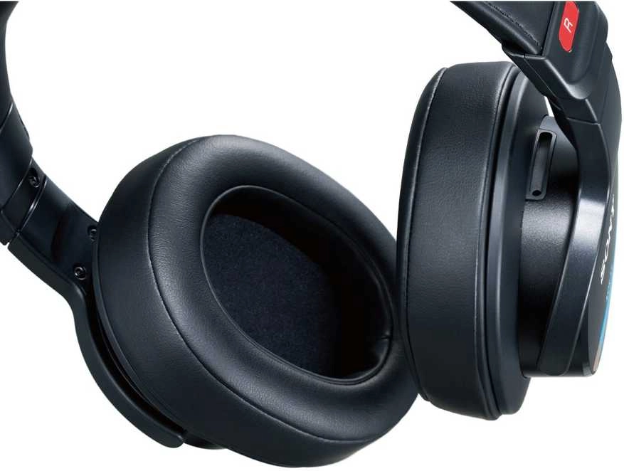 Sony Sony MDR-M1 austiņas — slēgtās studijas austiņas