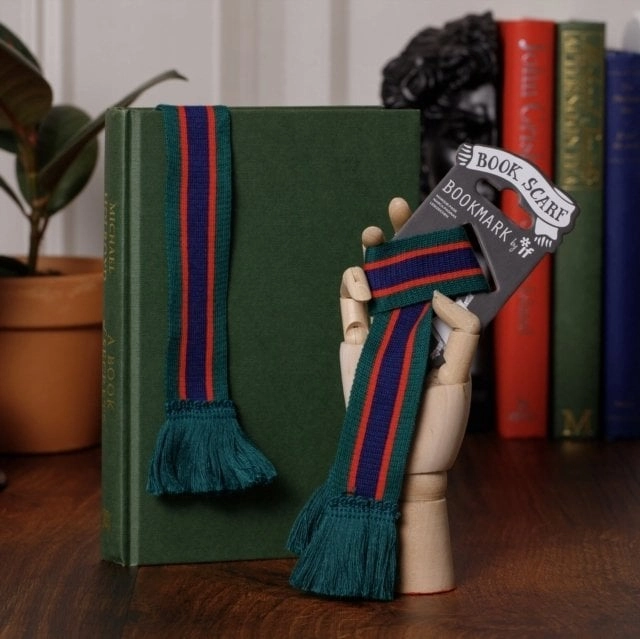 Scarf - tab Green  red  blue