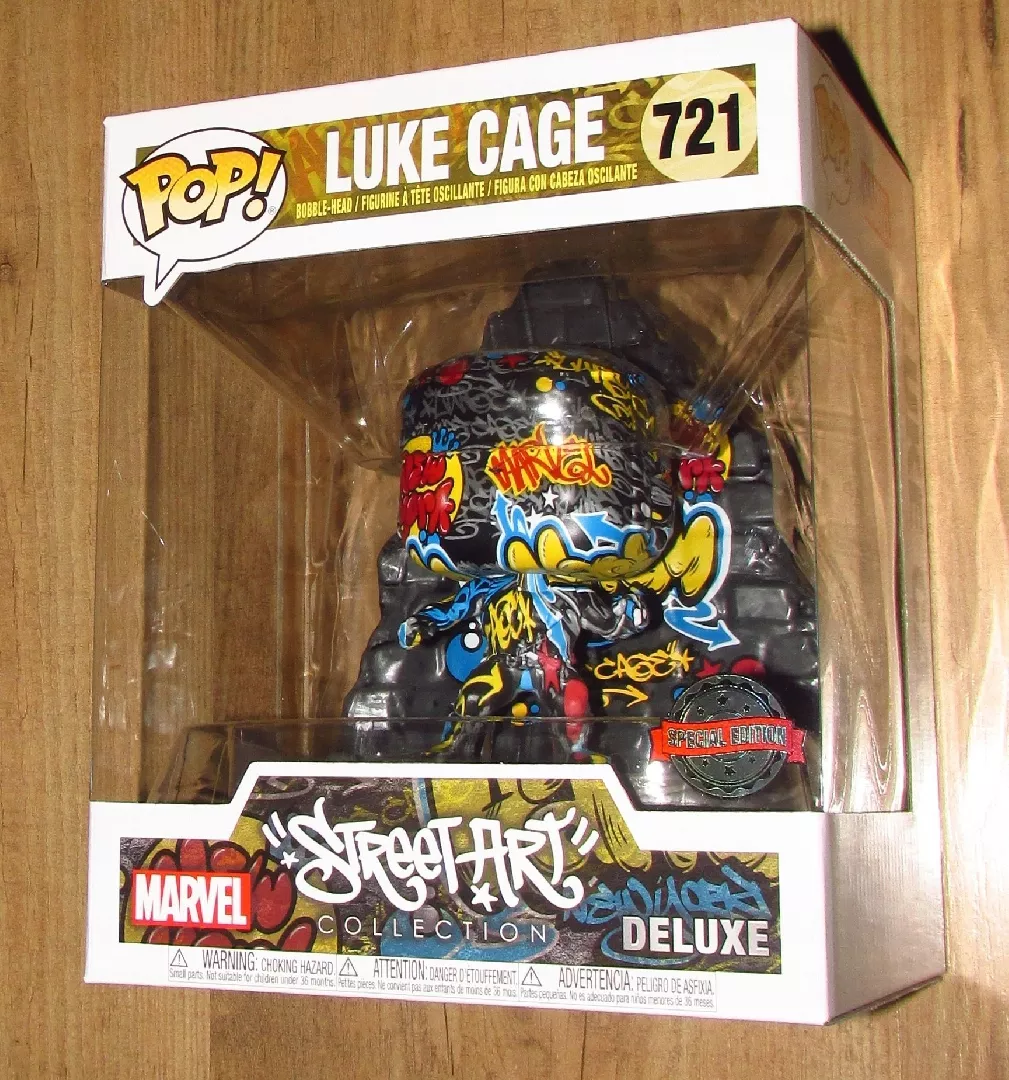Funko POP! 721: Marvel Deluxe Street