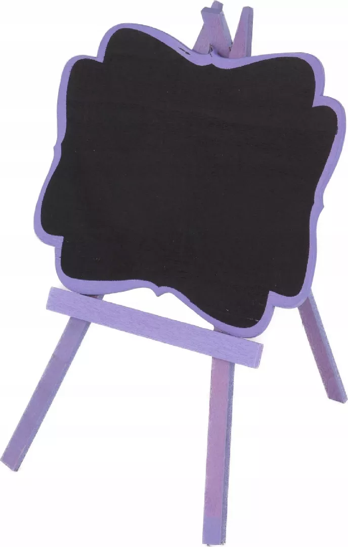 Pincello Vignette board on a wooden