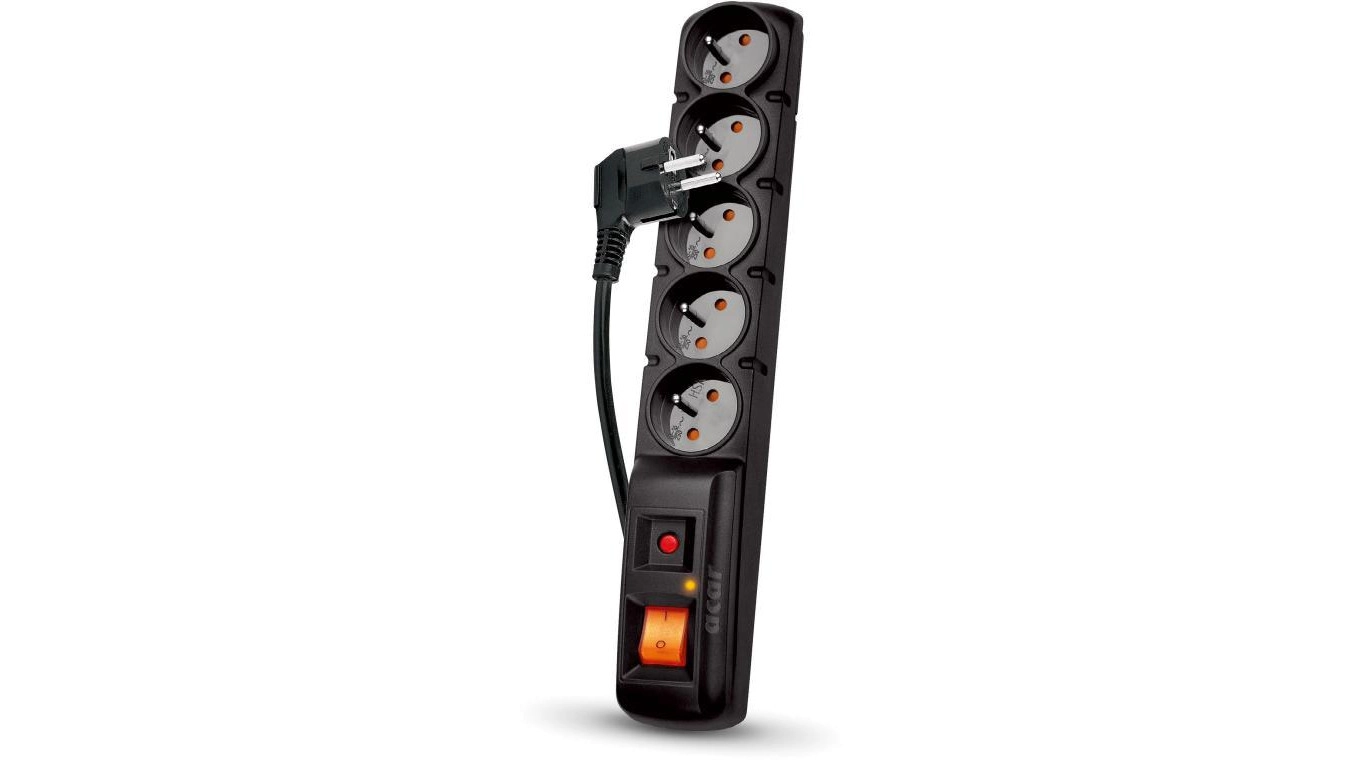 ACAR F5 5 AC outlet(s) 1
