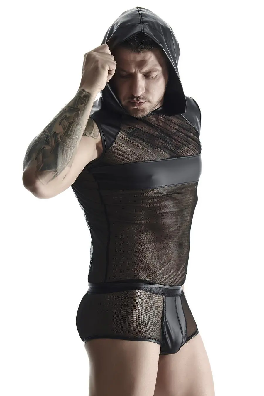 Men`s sleeveless t-shirt with hood m
