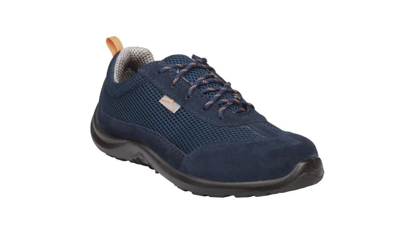 Delta Plus Shoes made of split