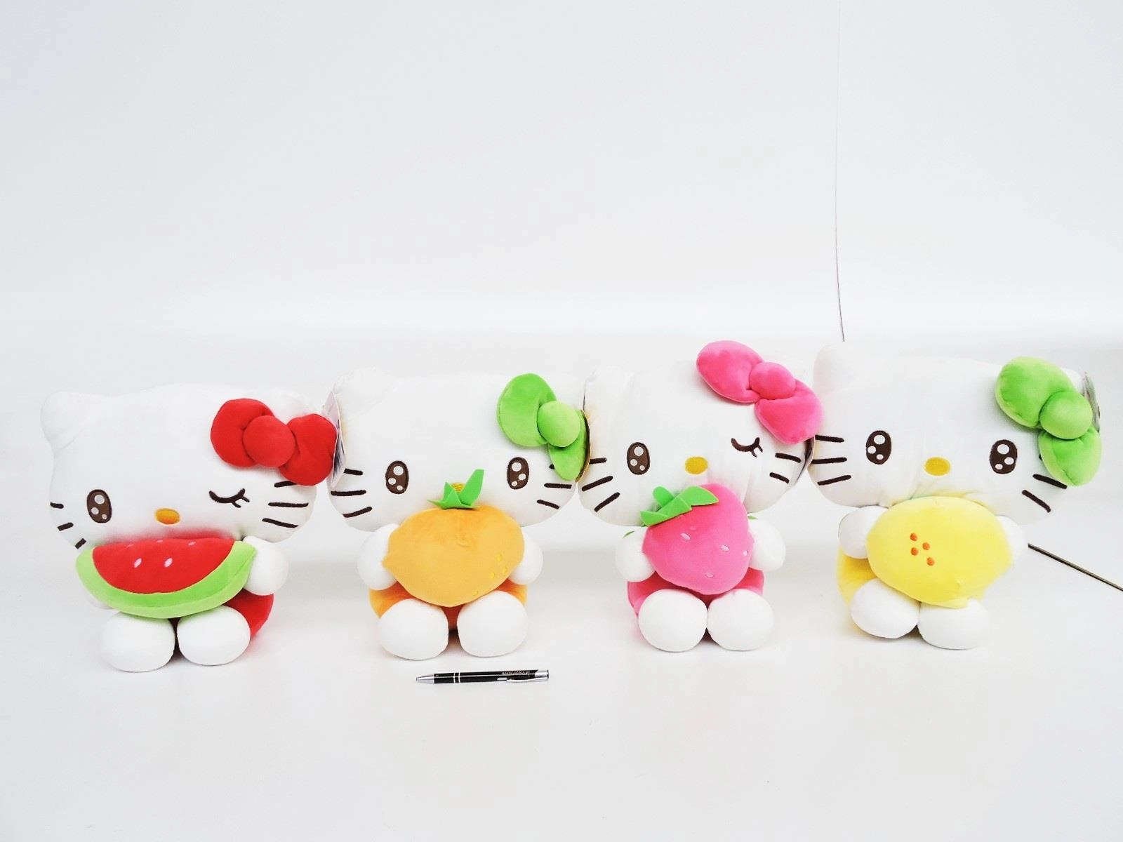 EPEE Hello Kitty plus 32cm pink