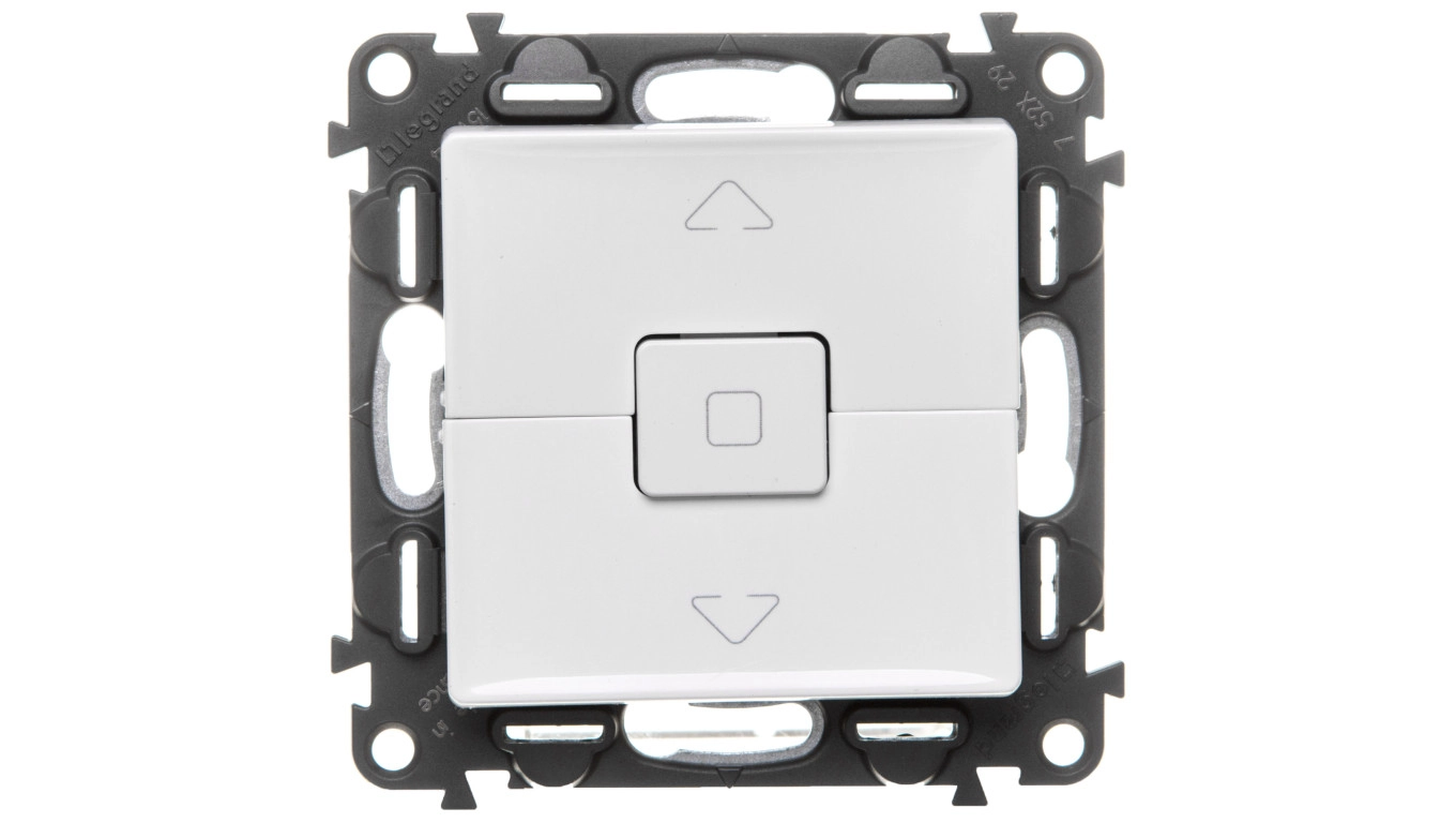 Legrand Connector Valena Life white (752129)