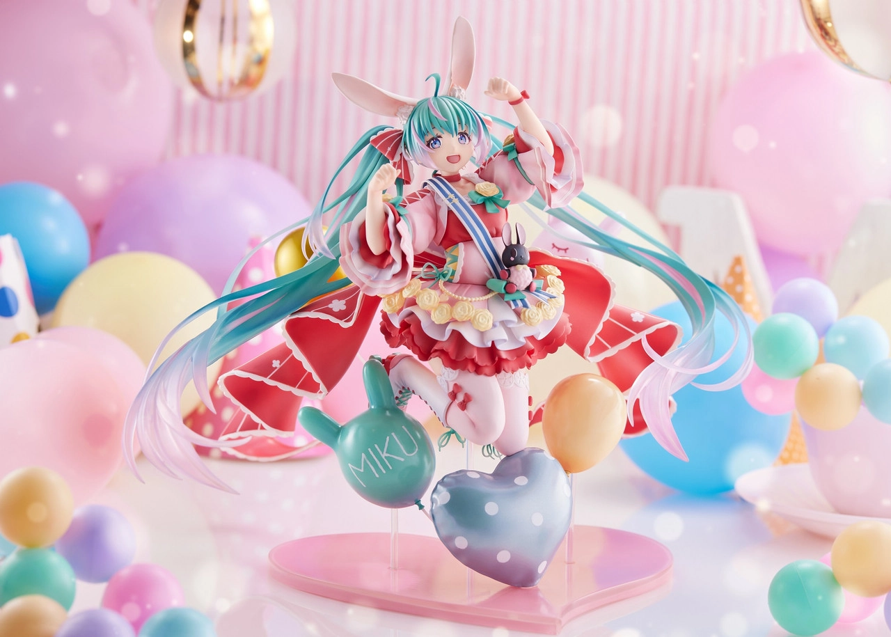 HATSUNE MIKU 1/7 SCALE FIGURE -