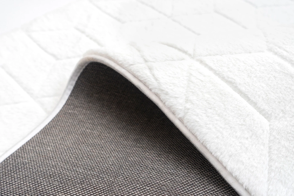 Strado Rabbit carpet 120x170 cm white
