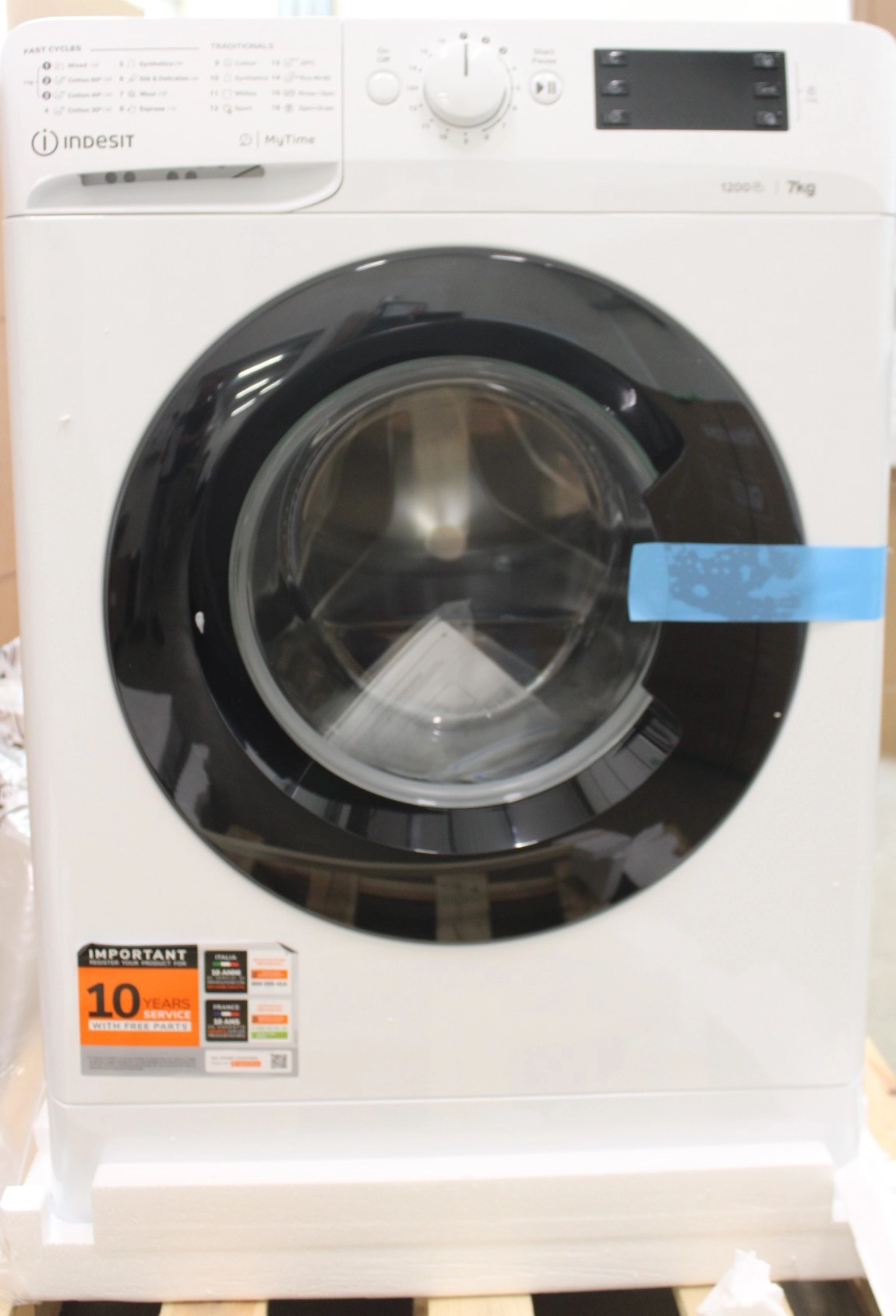 SALE OUT. Indesit Washing machine MTWE