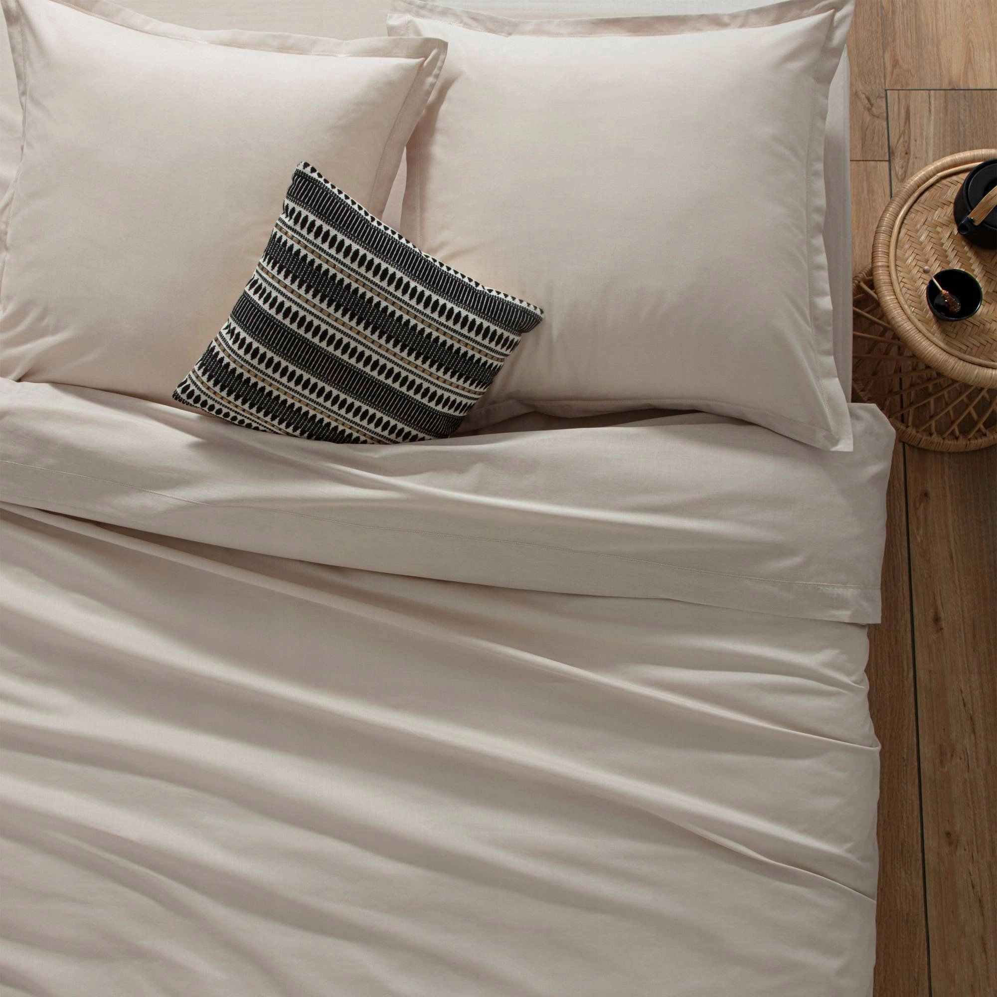 Bed Linen Set Beige 240x220cm 63x63cm