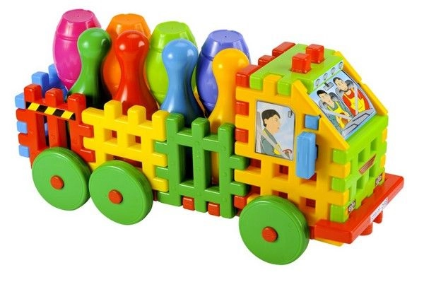 Baczek Constructional Blocks Truck With Skittles