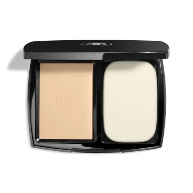 CHANEL Ultra Le Teint B20 13