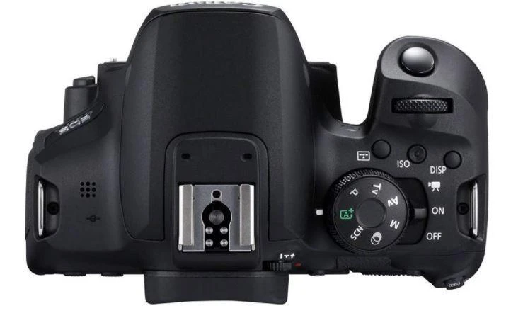 EOS-850D kit 18-135mm IS USM
