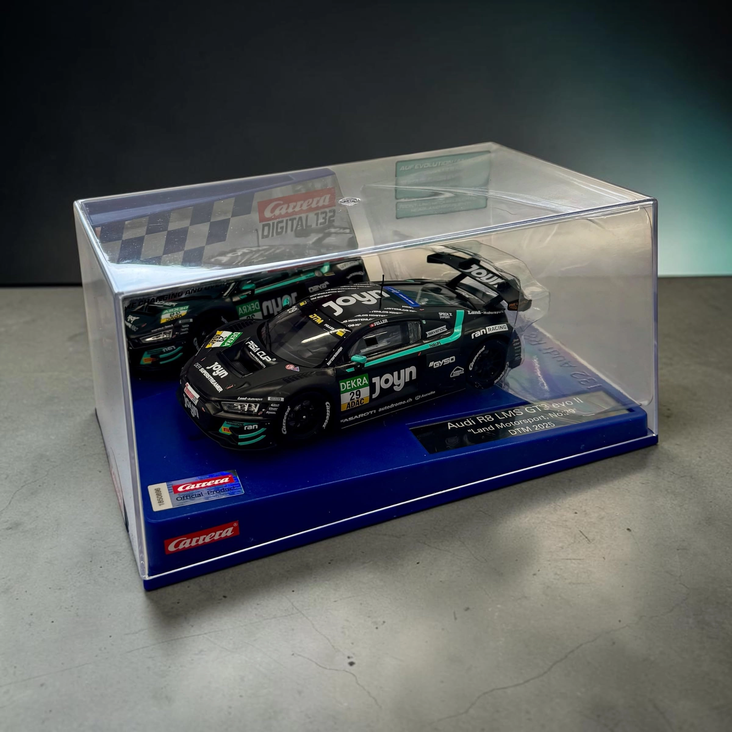 Carrera Audi R8 LMS GT3 evo
