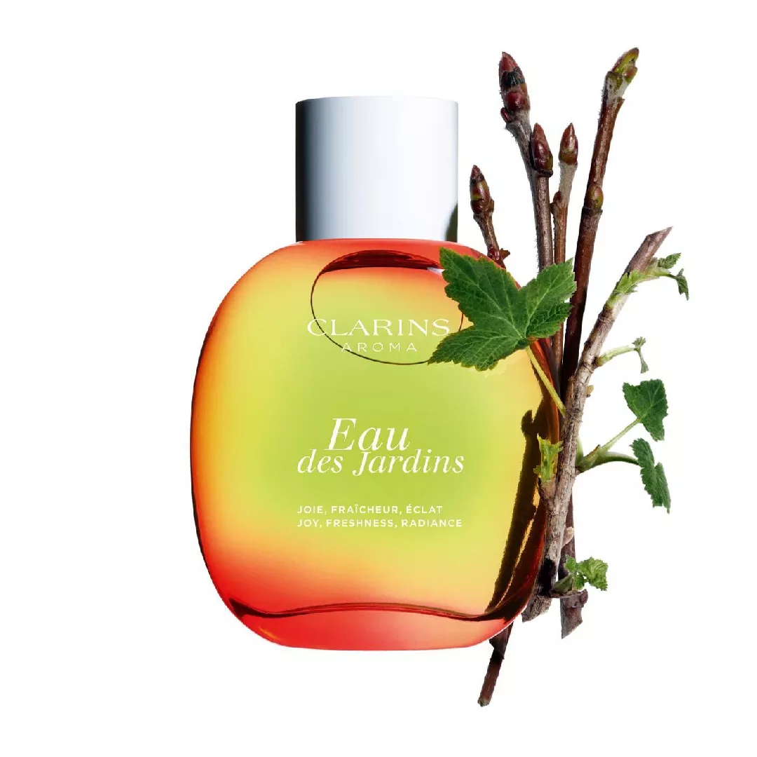 _7079280 Clarins Eau Des Jardins Treatment