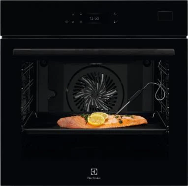 Electrolux oven 70l capacity built-in steam