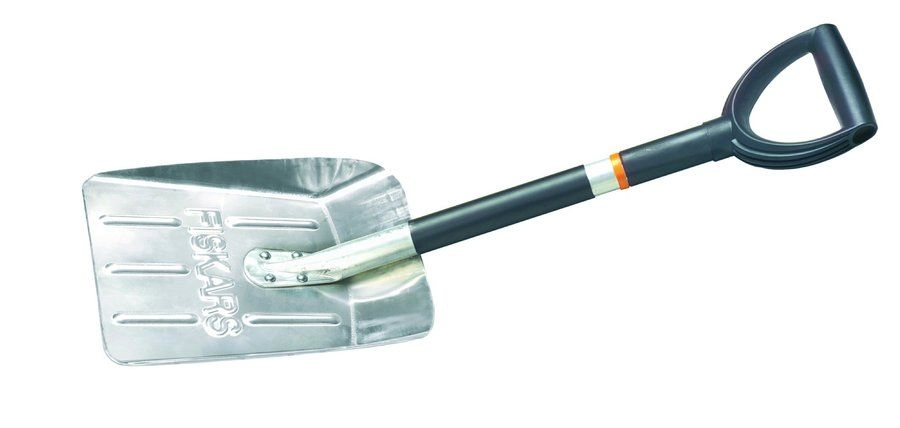 141020 - snow shovel 1000740 141020