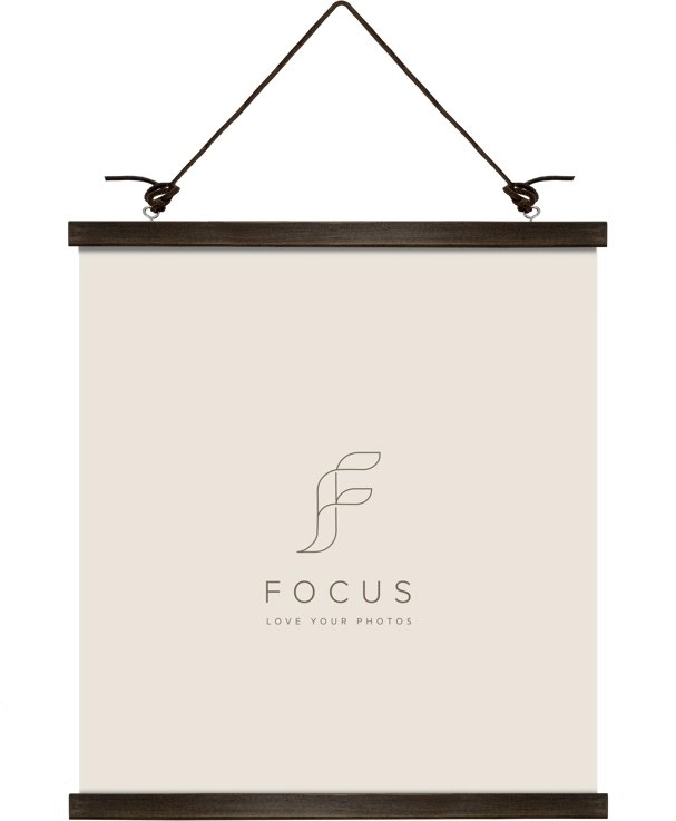 Focus Focus Poster Hanger Magnetic Walnut