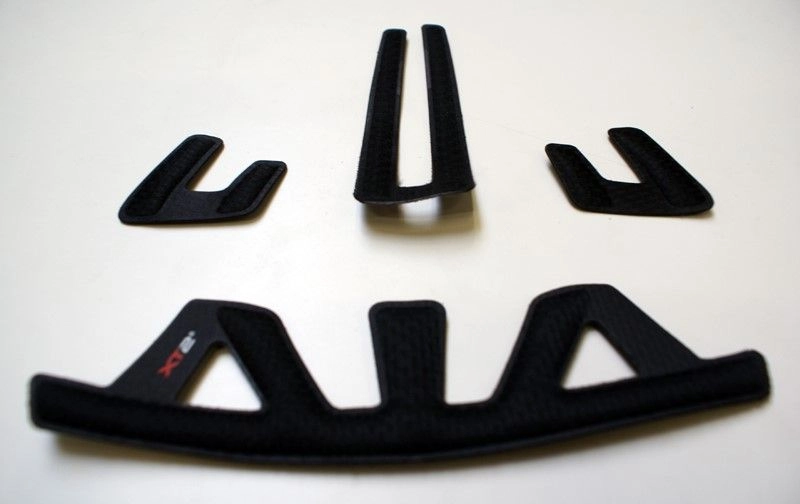 Giro Vanquish Mips black inserts. L