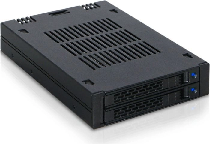 We-Ra. IcyDock 2x6 3cm SAS/SATA HDDSSD