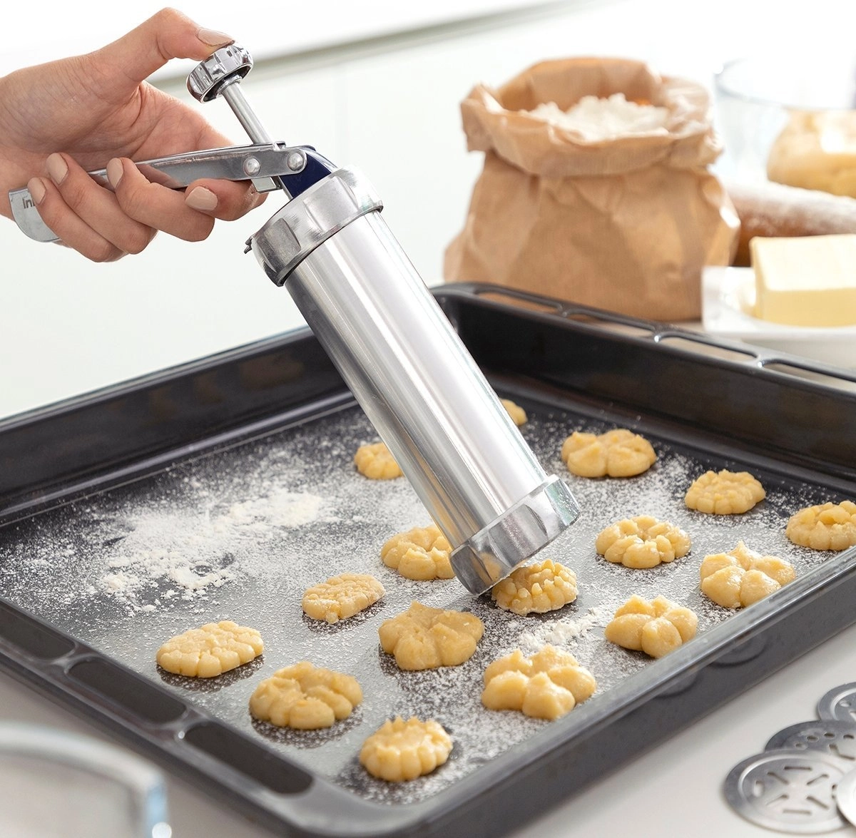 InnovaGoods InnovaGoods DEKORATOR TORTÓW CIAST MASZYNA
