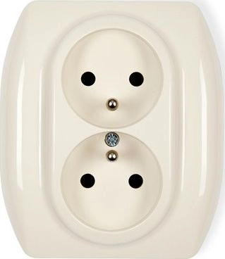 Karlik Trend double socket with grounding