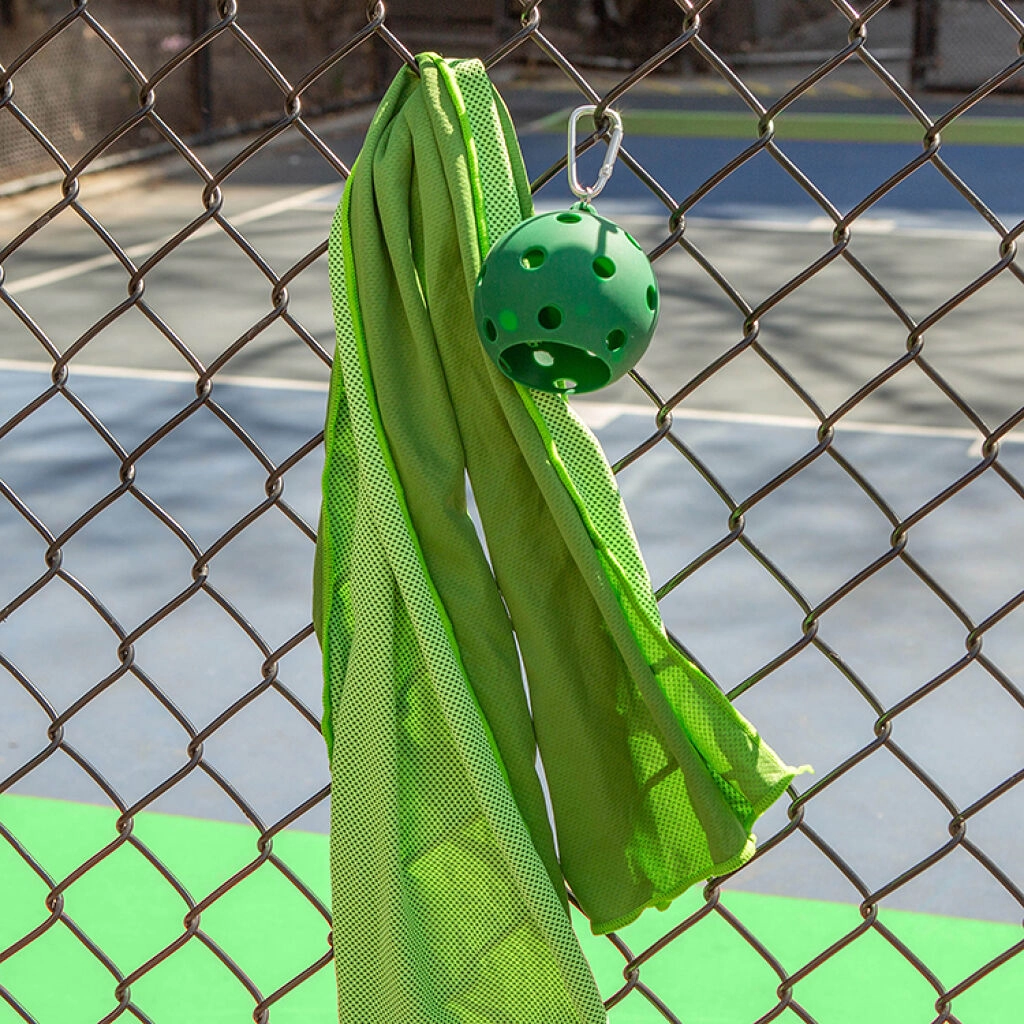 Kikkerland - Pickleball Cooling Towel -
