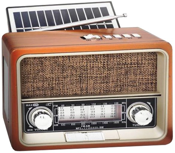 Portable radio with solar panel LTC
