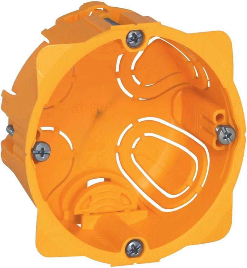Legrand Puszka 67mm do betonu 71x
