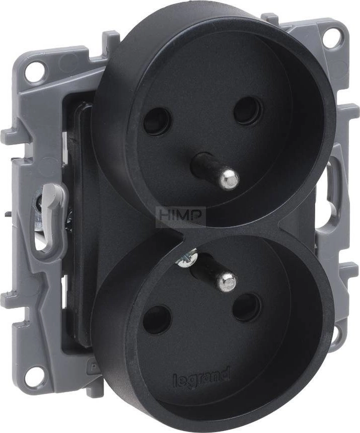 Legrand Niloe Selection Socket 2 x