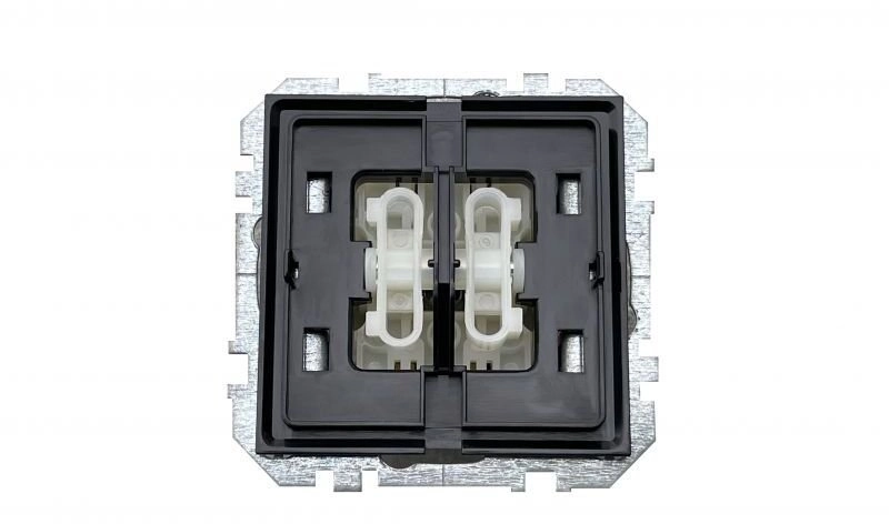 TWO WAY SWITCH IP6+6.10-201-01.M/BM