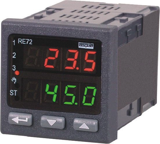 Lumel Programmable temperature controller output 1